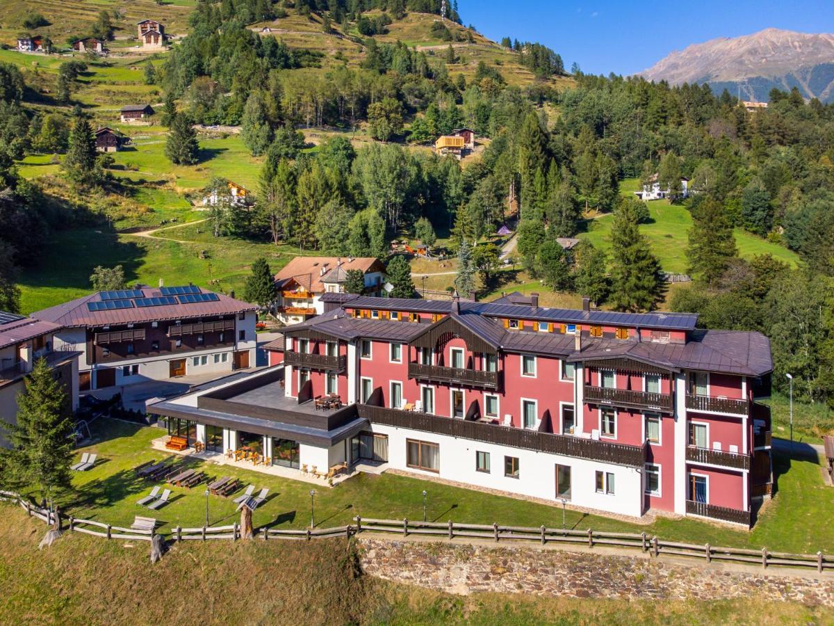 Hotel Vioz Peio Fonti Exteriör bild